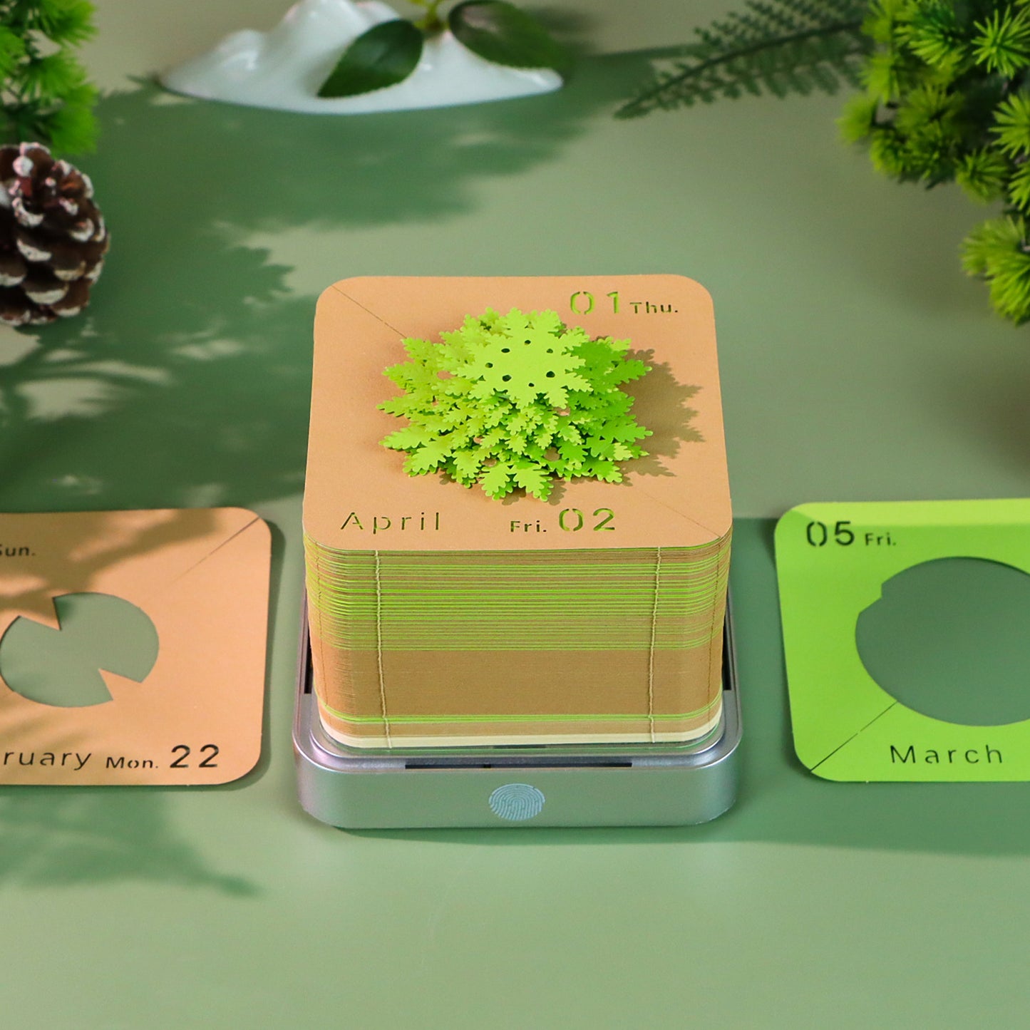 Green Tree (With Light & Calendar 2027)